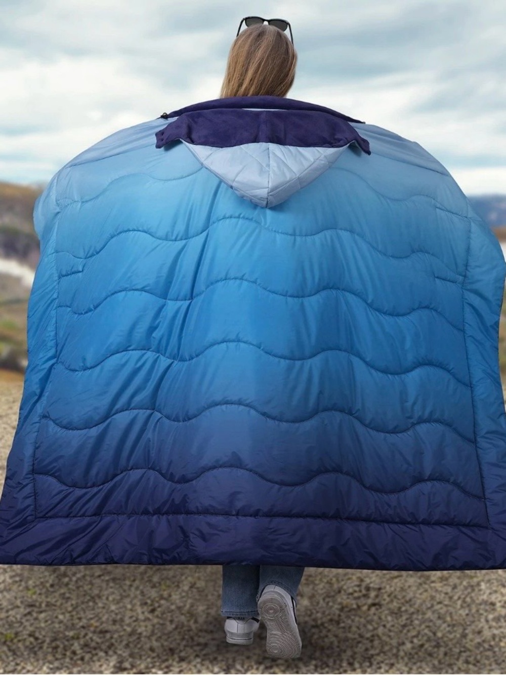 New Camping blanket.  Hooded stadium blanket for